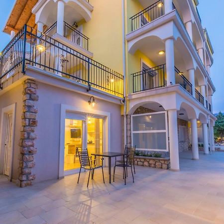 Palace Paulina Luxury Residence نوفي فينودولسكي المظهر الخارجي الصورة