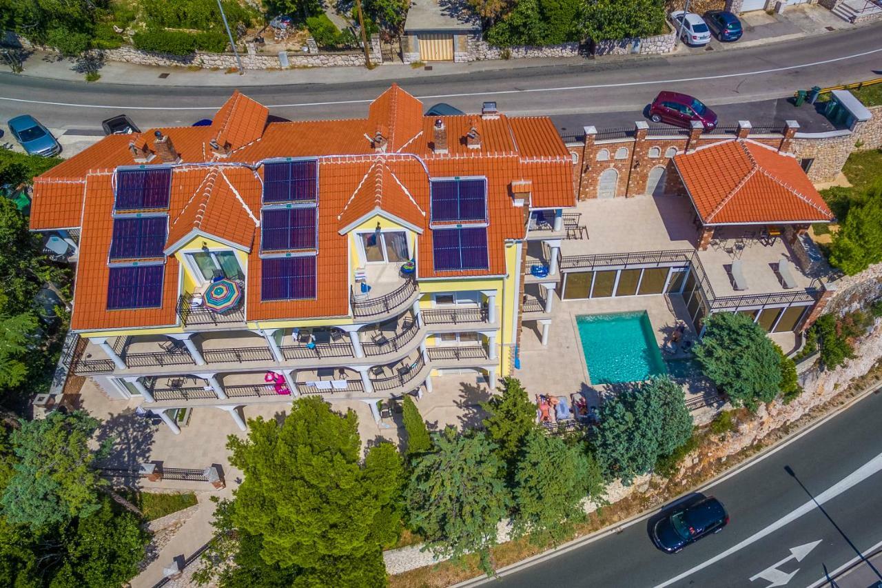 Palace Paulina Luxury Residence نوفي فينودولسكي المظهر الخارجي الصورة